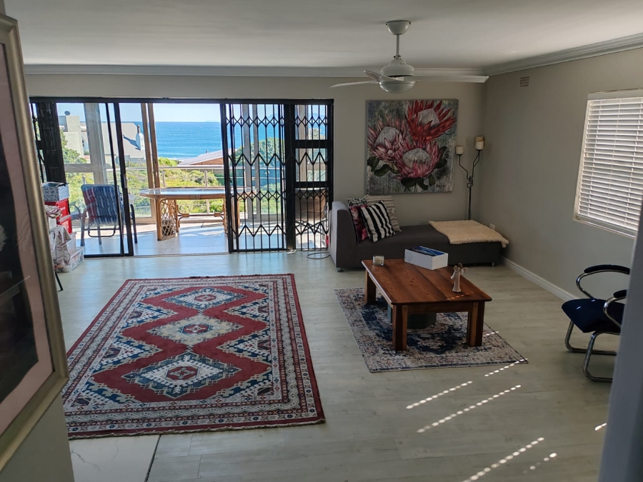 3 Bedroom Property for Sale in De Kelders Western Cape